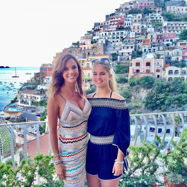 Eva-LaRue-Luxury-Travel-to-Southern-Italys-Amalfi-Coast.jpg