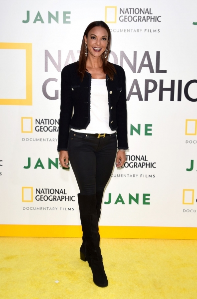 eva-larue-at-los-angeles-premiere-of-national-geographic-documentary-film-s-jane-held-at-the-hollywood-bowl-6.jpg
